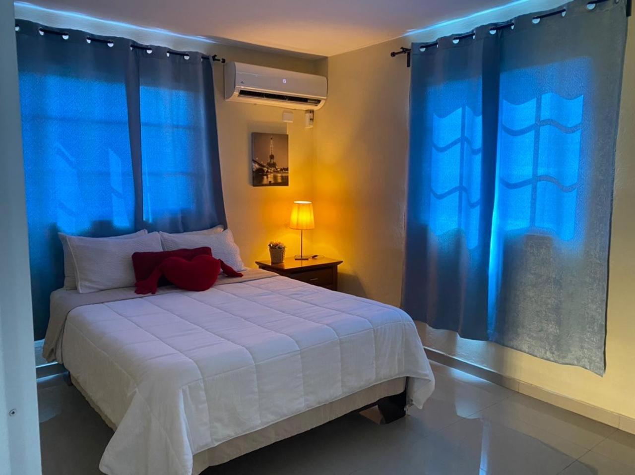 Tiny Apartment By Merengue House ,8 Minutos Airport 산토도밍고 외부 사진
